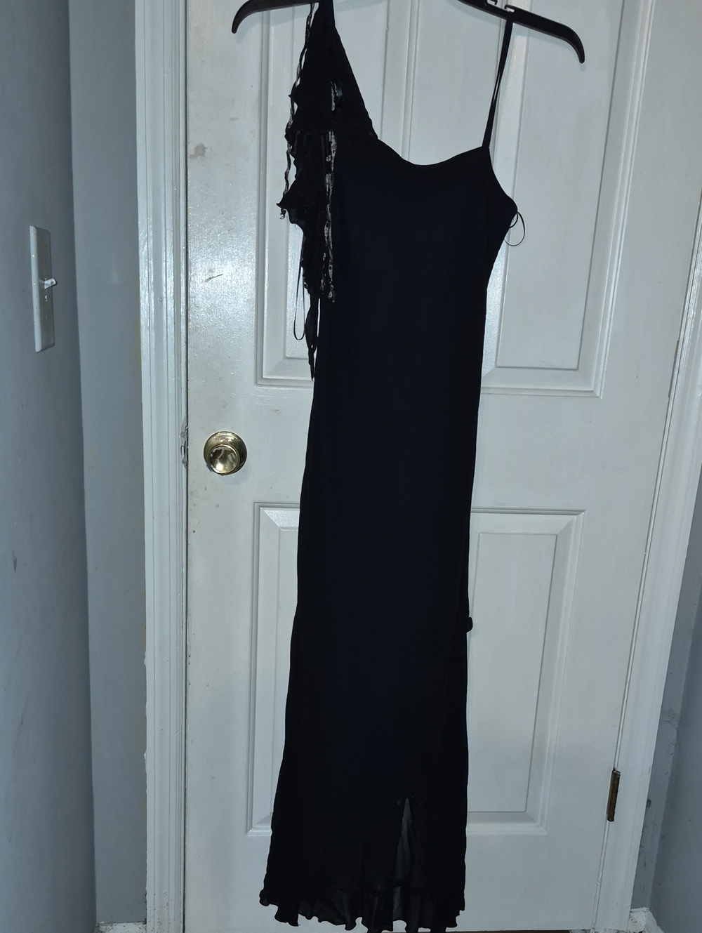 Black One-Shoulder Evening Slip Dress With Fringe Sleeve Size 12